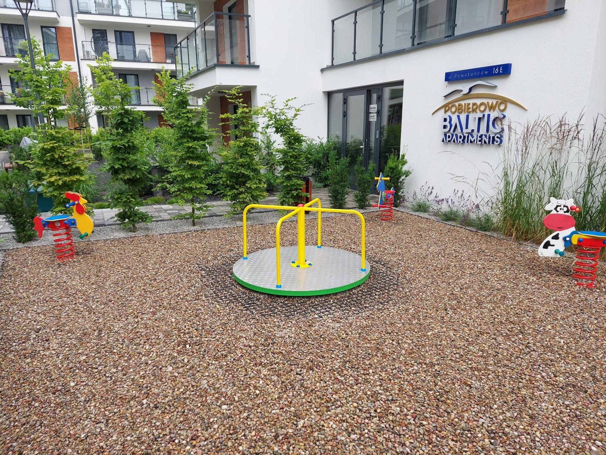 Pobierowo Baltic Apartament Turkusowy エクステリア 写真